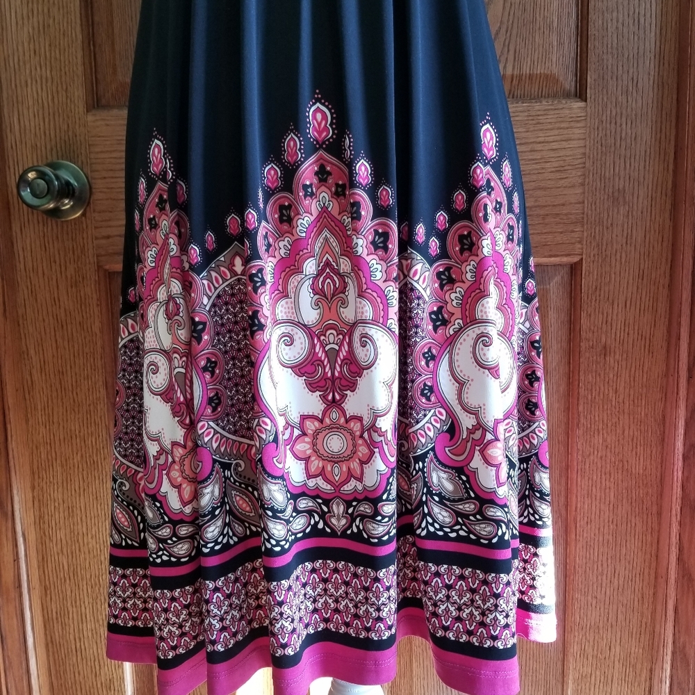 NEW LISTING!! APT 9 Summer Shift Dress - Picture 3 of 5
